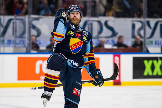 Djurgårdens Linus Klasen jublar