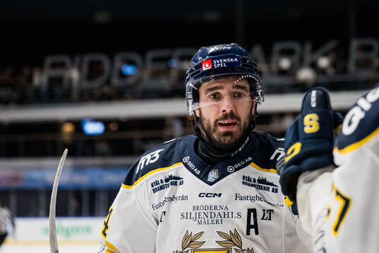Södertäljes Jacob Dahlström jublar
