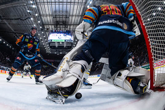Södertäljes Daniel Norbe gör 1-1