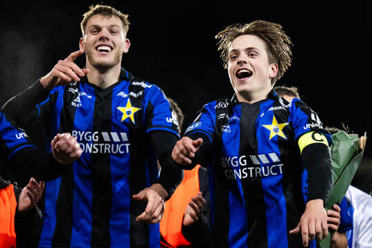 Sirius Tobias Anker och Adam Vikman jublar