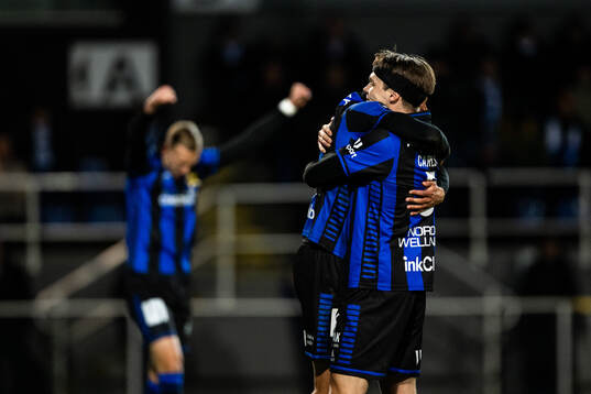 Sirius Joakim Persson och Tobias Carlsson jublar