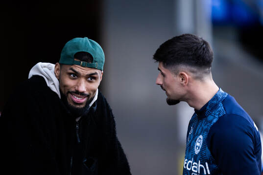 Jonathan Ursin Rasheed med Värnamos Emin Grozdanic