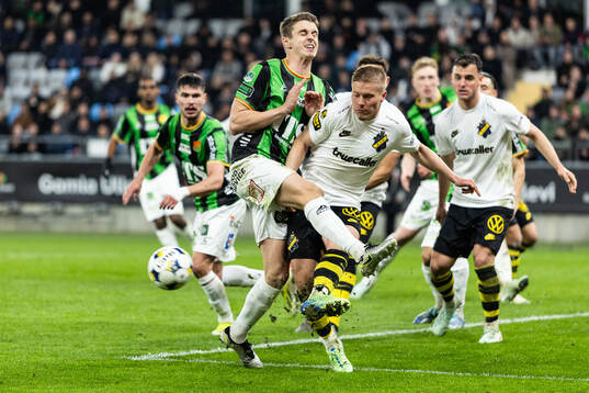 GAIS Oskar Ågren och AIKs Jere Uronen