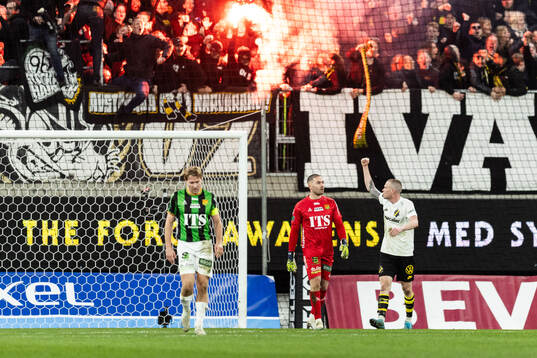 GAIS August Wängberg och målvakt Mergim Krasniqi deppar