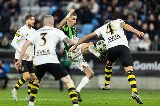 GAIS Lucas Hedlund och AIKs Sotirios Papagiannopoulos
