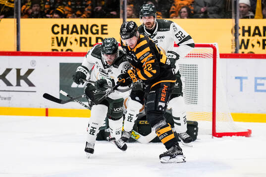 Färjestads Joel Kellman och Skellefteås Jonathan Johnson