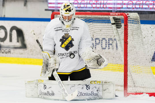 AIKs målvakt Victor Brattström