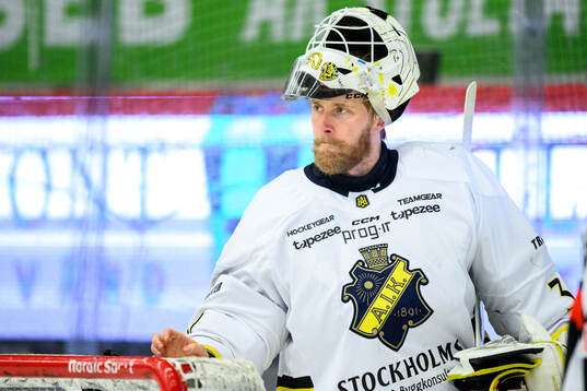 AIKs målvakt Victor Brattström