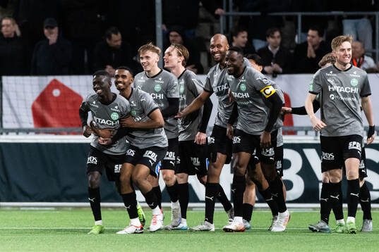 Västerås Mamadou Diagne jublar