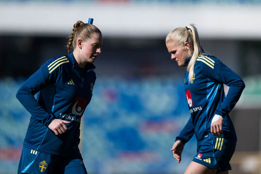 Goalkeeper Tove Enblom and Goalkeeper Emma Holmgren of