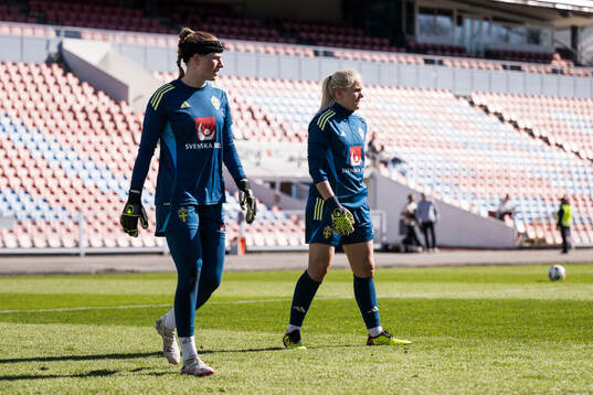 Goalkeeper Tove Enblom and Goalkeeper Emma Holmgren of