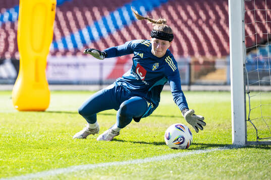 Goalkeeper Tove Enblom