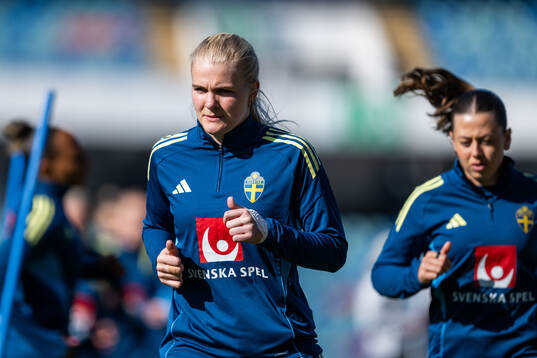 Goalkeeper Emma Holmgren