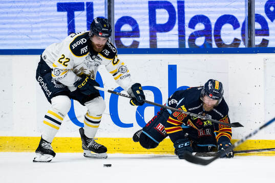 Södertäljes Jacob Bjerselius och Djurgårdens Linus Klasen