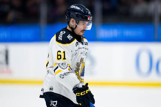 Södertäljes Miikka Pitkänen deppar
