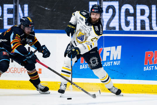 Djurgårdens Albin Grewe och Södertäljes Daniel Norbe