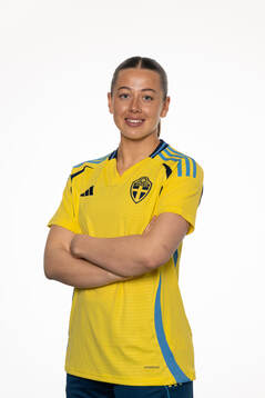 Cornelia Kapocs of the Swedish women's national football
