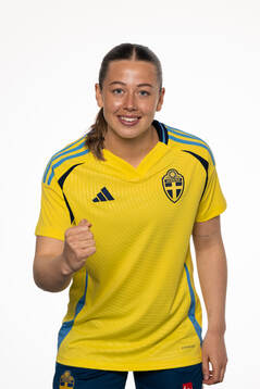 Cornelia Kapocs of the Swedish women's national football