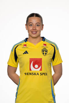 Cornelia Kapocs of the Swedish women's national football