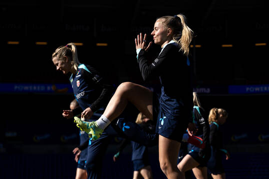 Bläddra bland fler bilder av Football, Women's Nations League, Norway, training