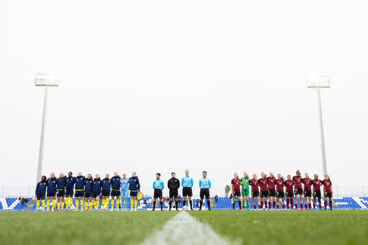 Players of Sweden and of Belgium