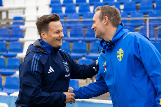 Head coach Martin Qvarmans Möller of Sweden