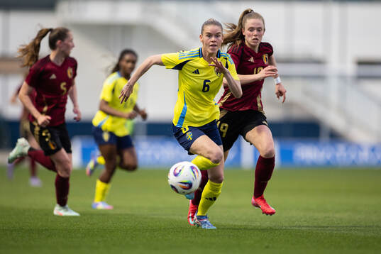 My Cato of Sweden and Valesca Ampoorter of Belgium