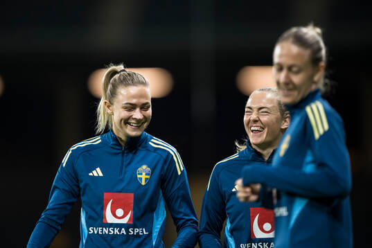 Fridolina Rolfö and Magdalena Andersson of the Swedish