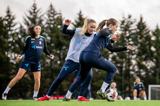 Anna Langås Jøsendal and Elisabeth Terland of the