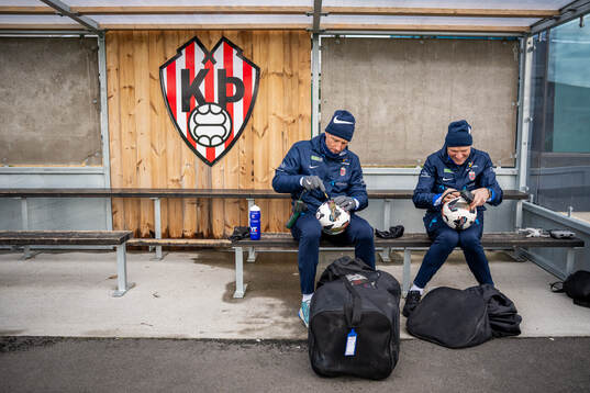Coach Terje Skjeldestad and kit manager John Konstad of the