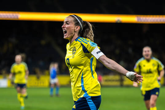 Kosovare Asllani of Sweden celebrates