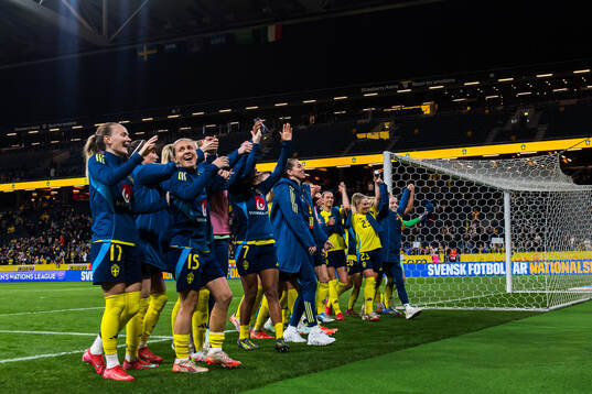 Players of Sweden celebrate