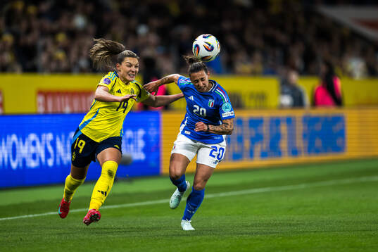 Johanna Rytting Kaneryd of Sweden and Elisabetta Oliviero