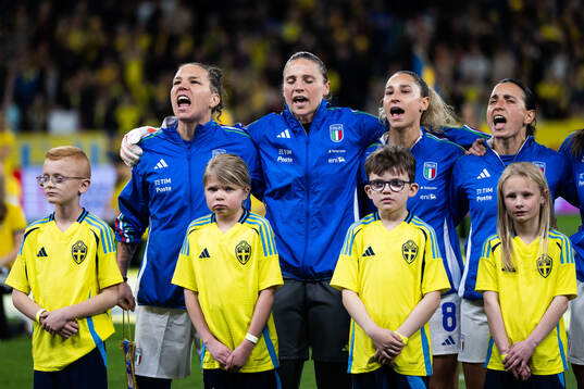 Elena Linari, goalkeeper Laura Giuliani, Emma Severini and