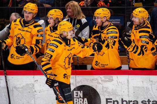 Skellefteås Jonathan Johnson jublar