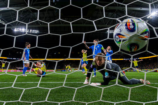 Kosovare Asllani of Sweden celebrates