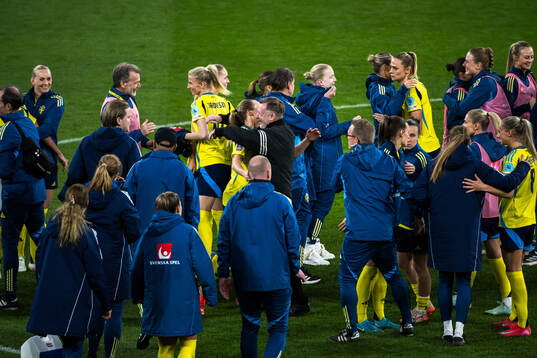 Magdalena Eriksson and Head coach Peter Gerhardsson of