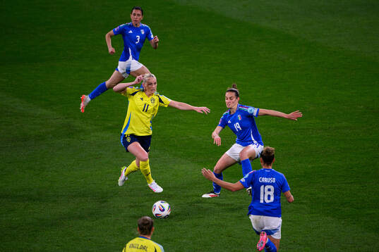 Stina Blackstenius of Sweden and Martina Lenzini of Italy