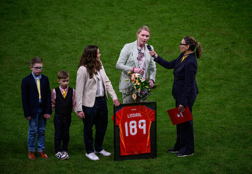 Former national team goalkeeper Hedvig Lindahl with family