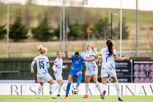Sveindis Jonsdottir of Iceland and Mathilde Harviken of