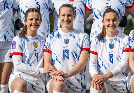 Tuva Hansen, Elisabeth Terland and Vilde Bøe Risa of Norway