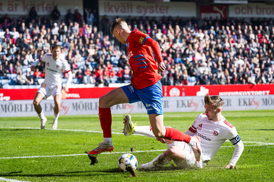 Helsingborgs Adrian Svanbäck och Sandvikens IFs Gustav