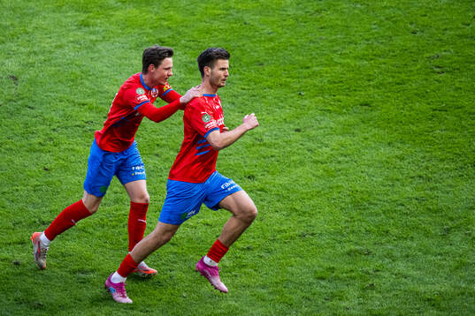 Helsingborgs Wilhelm Loeper och Max Svensson jublar jublar