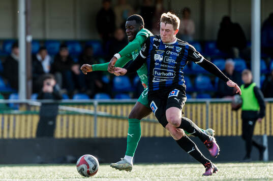 IFK Skövdes Jacob Sundelius och BK Olympics Filston Mawana
