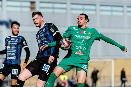 IFK Skövdes William Sonntag och BK Olympics Mergim Laci