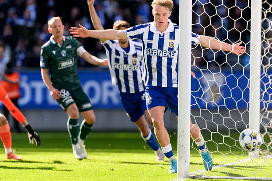 IFK Göteborgs Max Fenger jublar