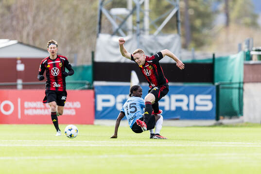 Landskronas Max'Med Mohamed och Östersunds James Joseph