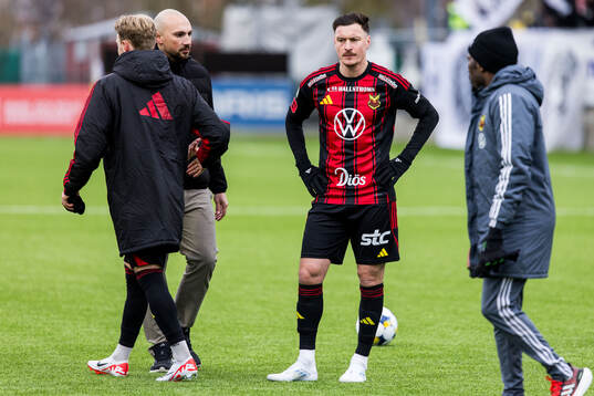 Östersunds Jamie Ryan Hopcutt deppar