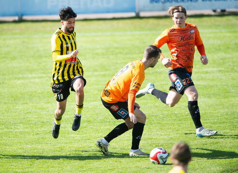 IFK Hässleholms Rachel Omar Nader i matchen i division 2