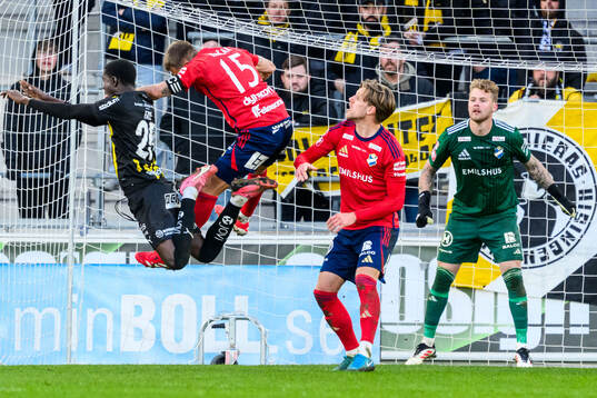 Östers målvakt Robin Wallinder